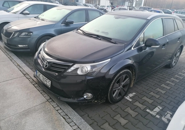 Toyota Avensis cena 38000 przebieg: 200500, rok produkcji 2014 z Katowice małe 92